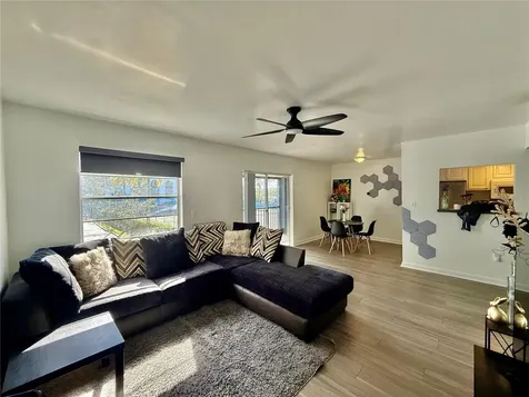 2507 N Alafaya Trail Orlando FL 32826