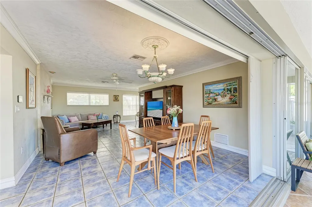 612 Bayshore Road Nokomis FL 34275
