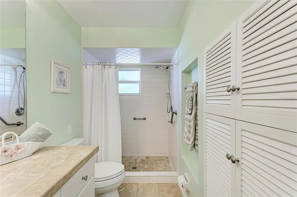 612 Bayshore Road Nokomis FL 34275