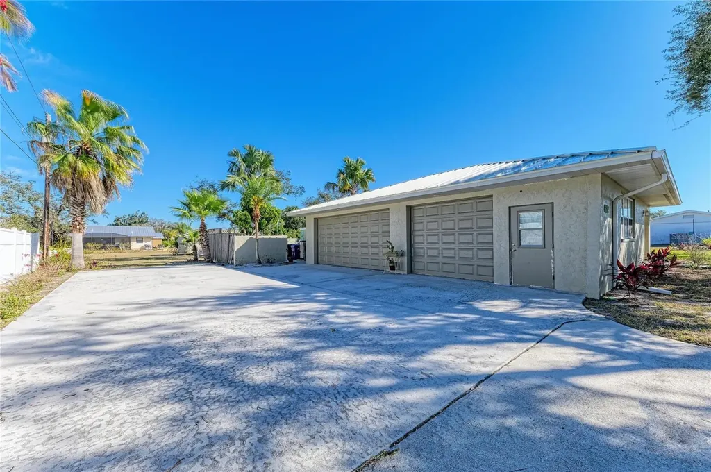 612 Bayshore Road Nokomis FL 34275