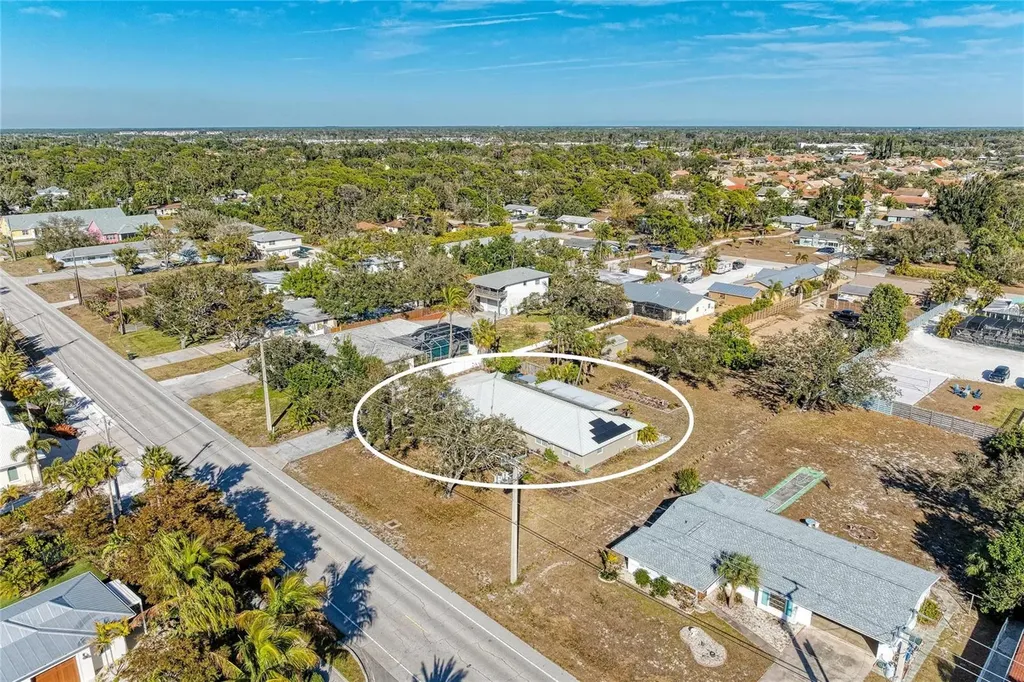 612 Bayshore Road Nokomis FL 34275