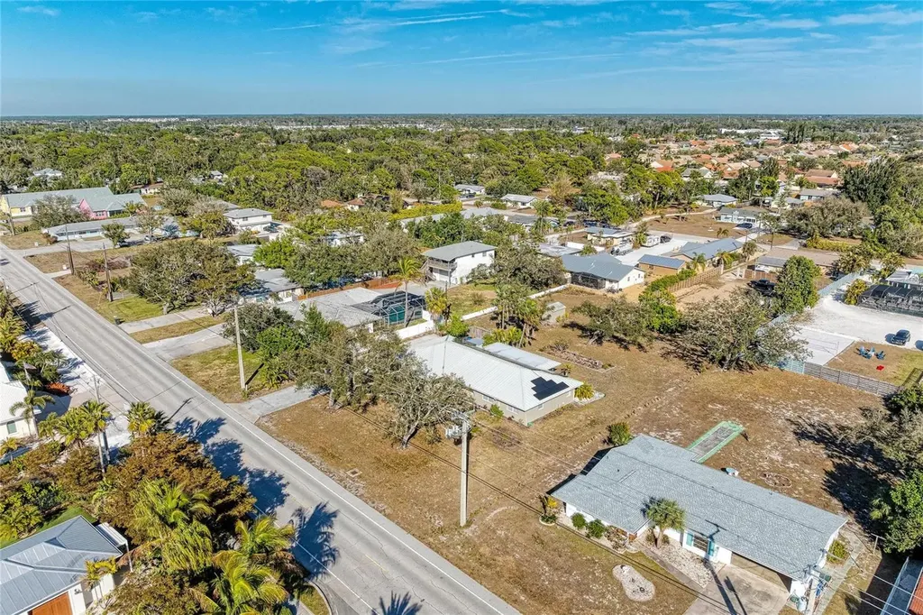 612 Bayshore Road Nokomis FL 34275