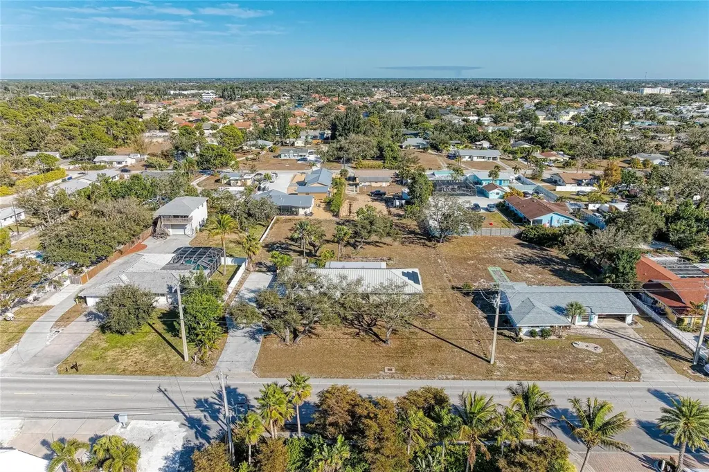 612 Bayshore Road Nokomis FL 34275