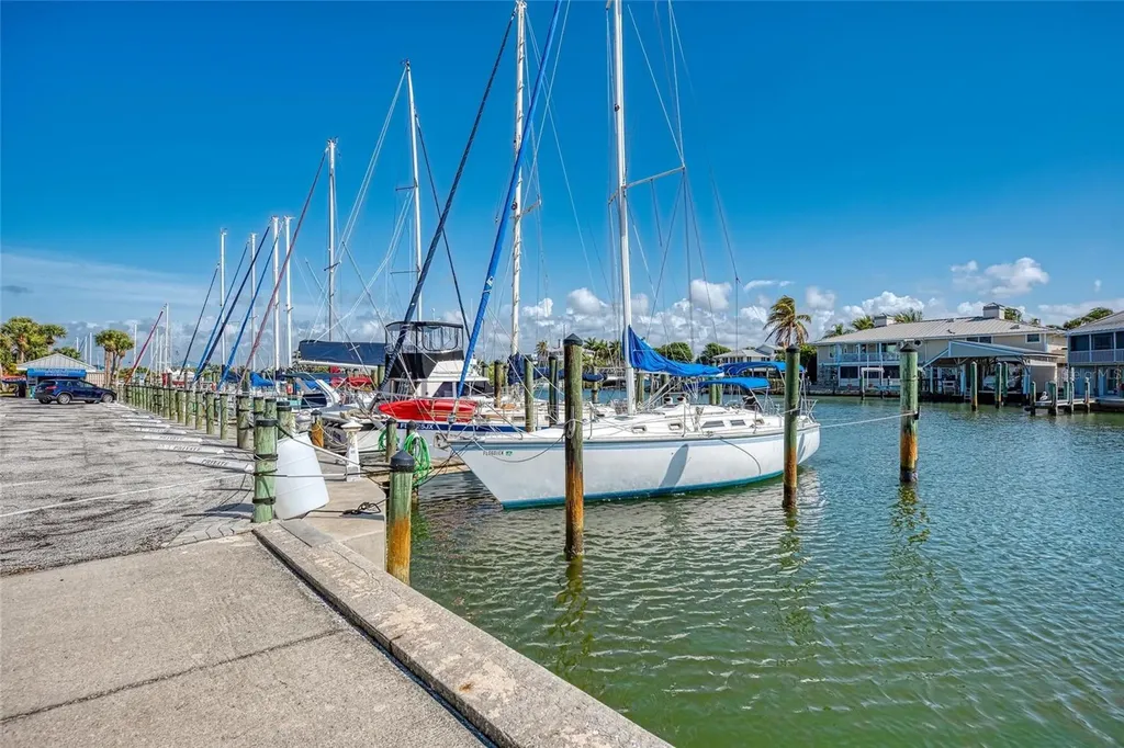 612 Bayshore Road Nokomis FL 34275