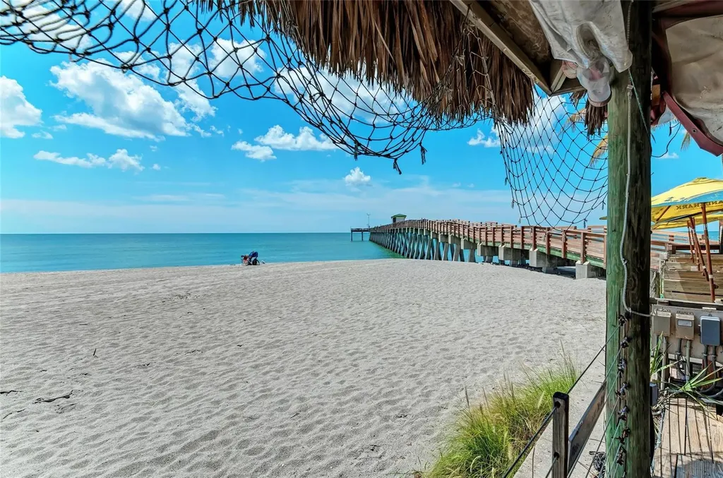 612 Bayshore Road Nokomis FL 34275