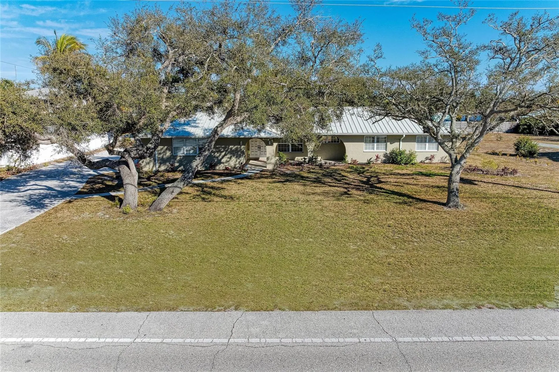612 Bayshore Road Nokomis FL 34275