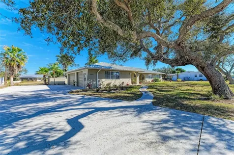 612 Bayshore Road Nokomis FL 34275