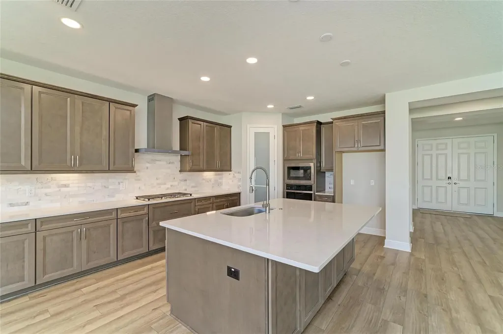 33882 Twilight Sea Place Dade City FL 33525