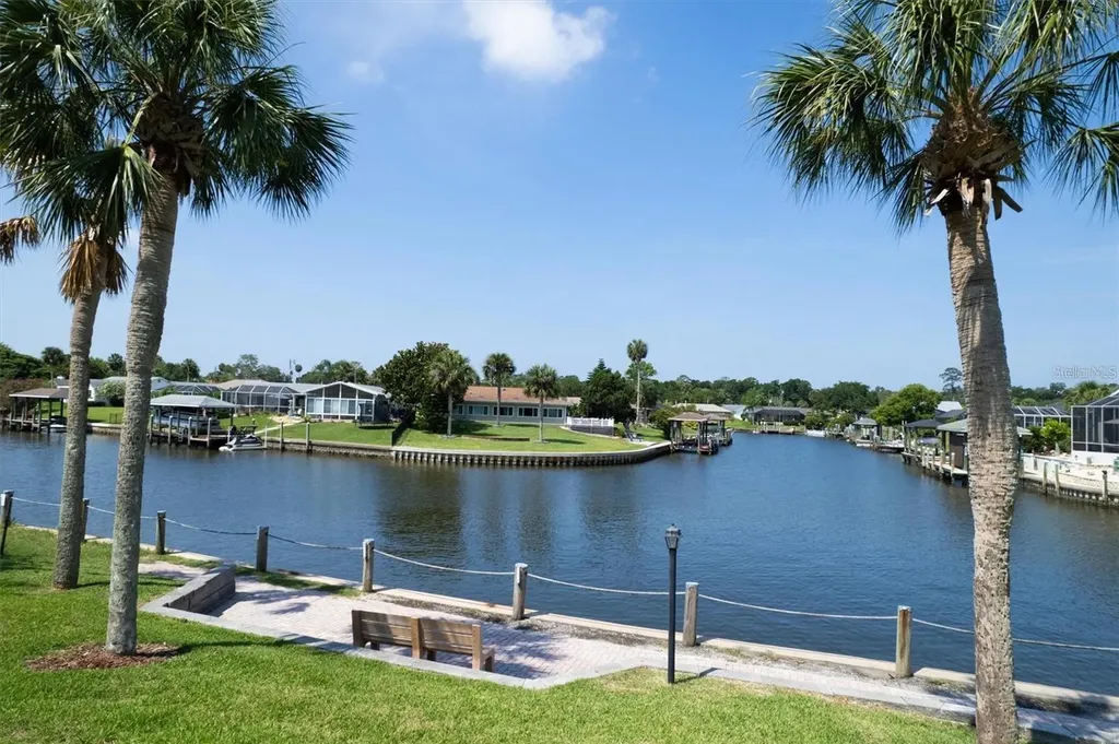 44 Club House Drive Palm Coast FL 32137
