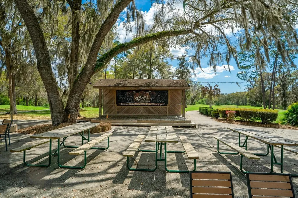 19735 SW 77th Loop Dunnellon FL 34432