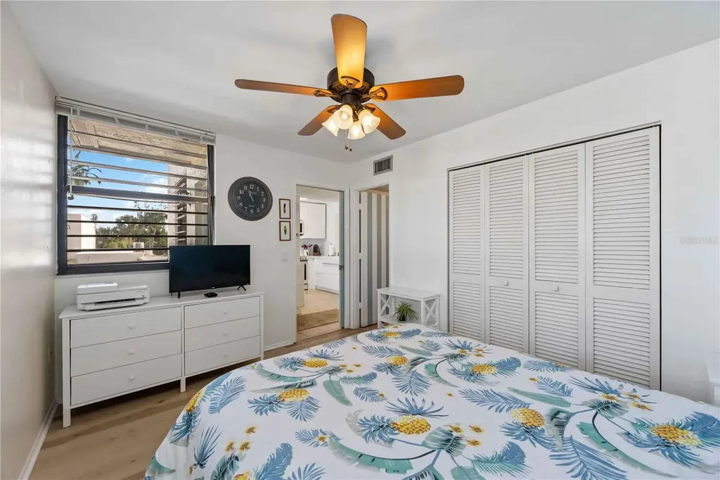 320 Timber Lake Drive Bradenton FL 34210
