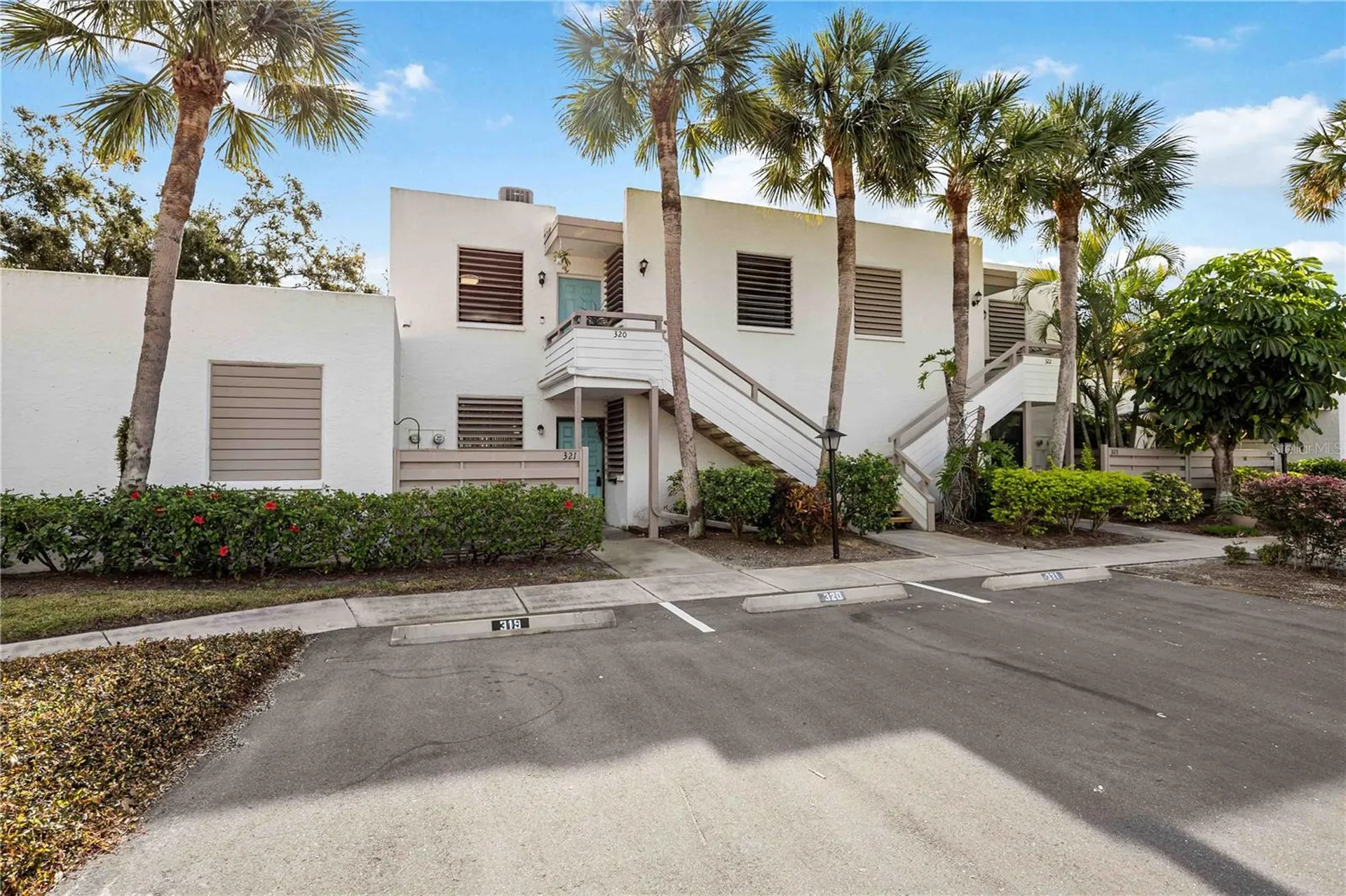 320 Timber Lake Drive Bradenton FL 34210