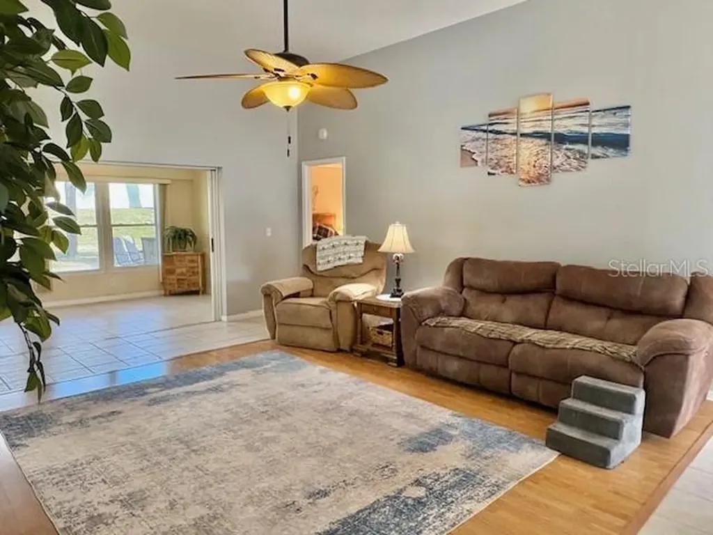 422 Harbourview Drive Haines City FL 33844
