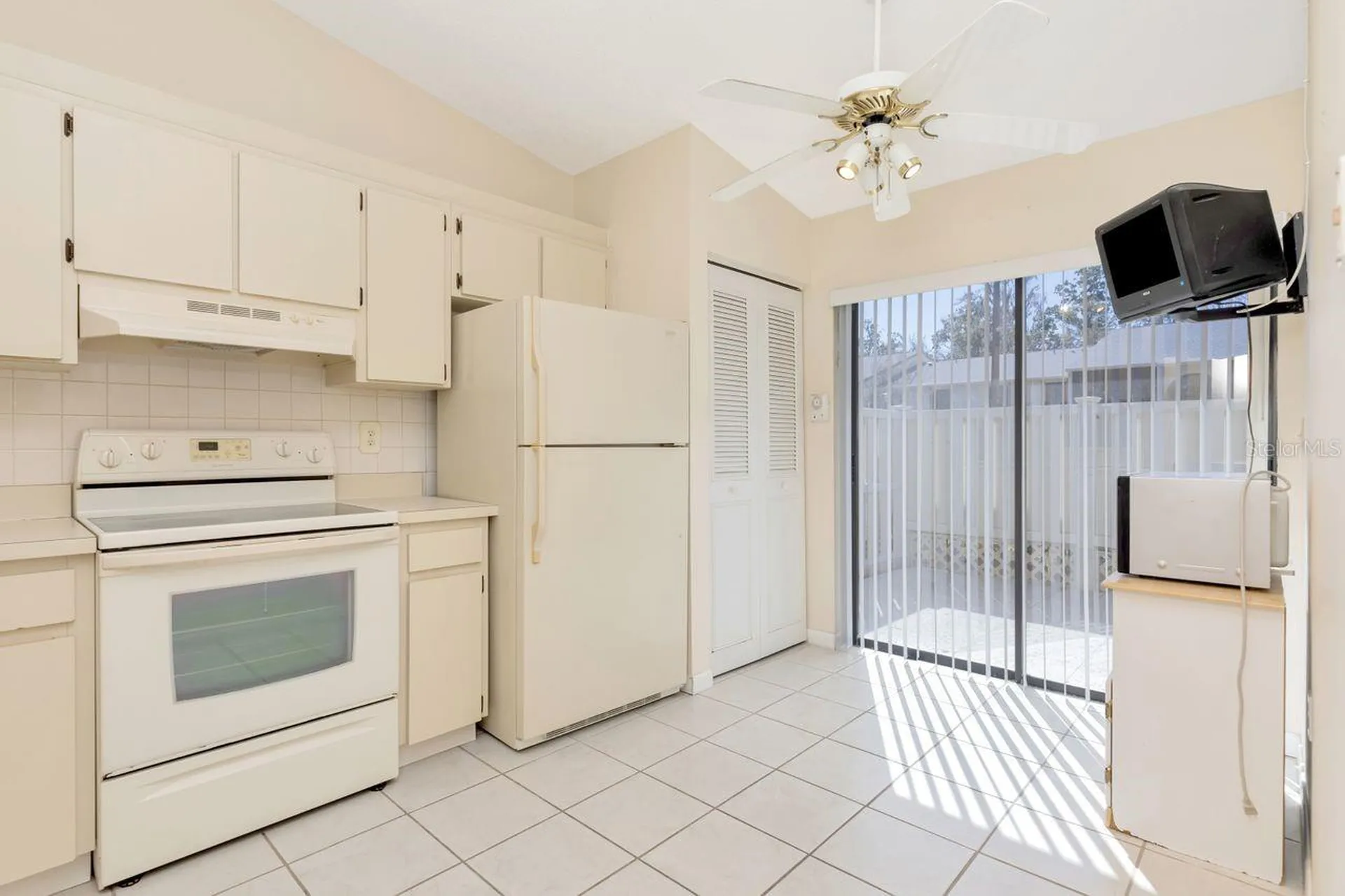3113 Lake Pine Way Tarpon Springs FL 34688