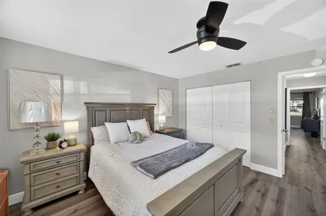 5705 80th Street N St Petersburg FL 33709