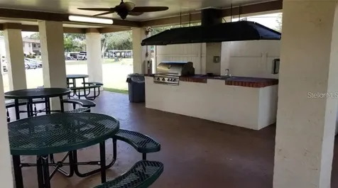 5705 80th Street N St Petersburg FL 33709