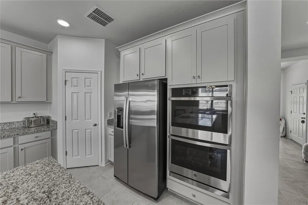 9506 Crescent Ray Drive Wesley Chapel FL 33545