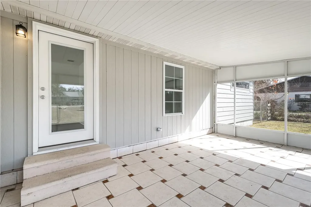 11807 Ocklawaha Drive Leesburg FL 34788
