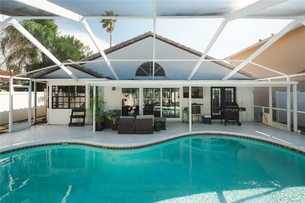 5806 Cay Cove Court Tampa FL 33615