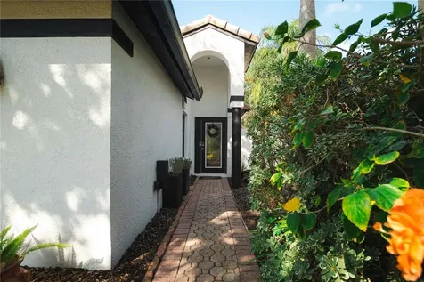 5806 Cay Cove Court Tampa FL 33615