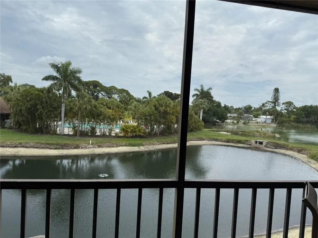 5525 Ashton Lake Drive Sarasota FL 34231