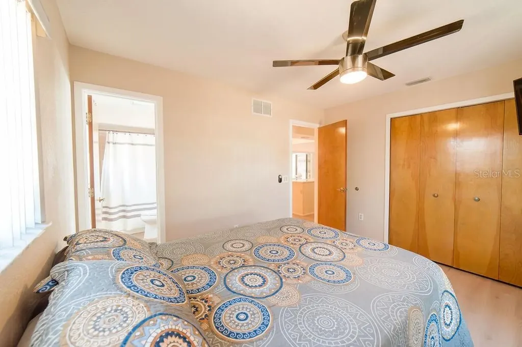 9273 Carnation Avenue Englewood FL 34224