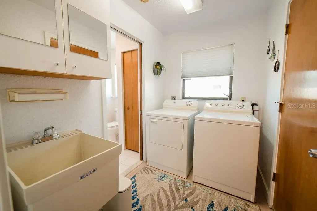 9273 Carnation Avenue Englewood FL 34224