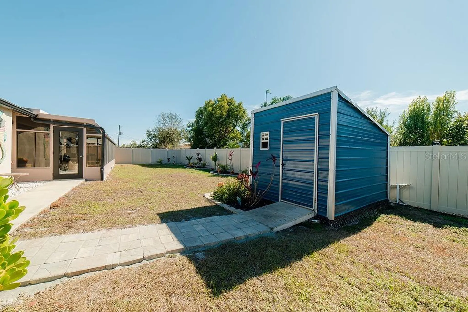 9273 Carnation Avenue Englewood FL 34224