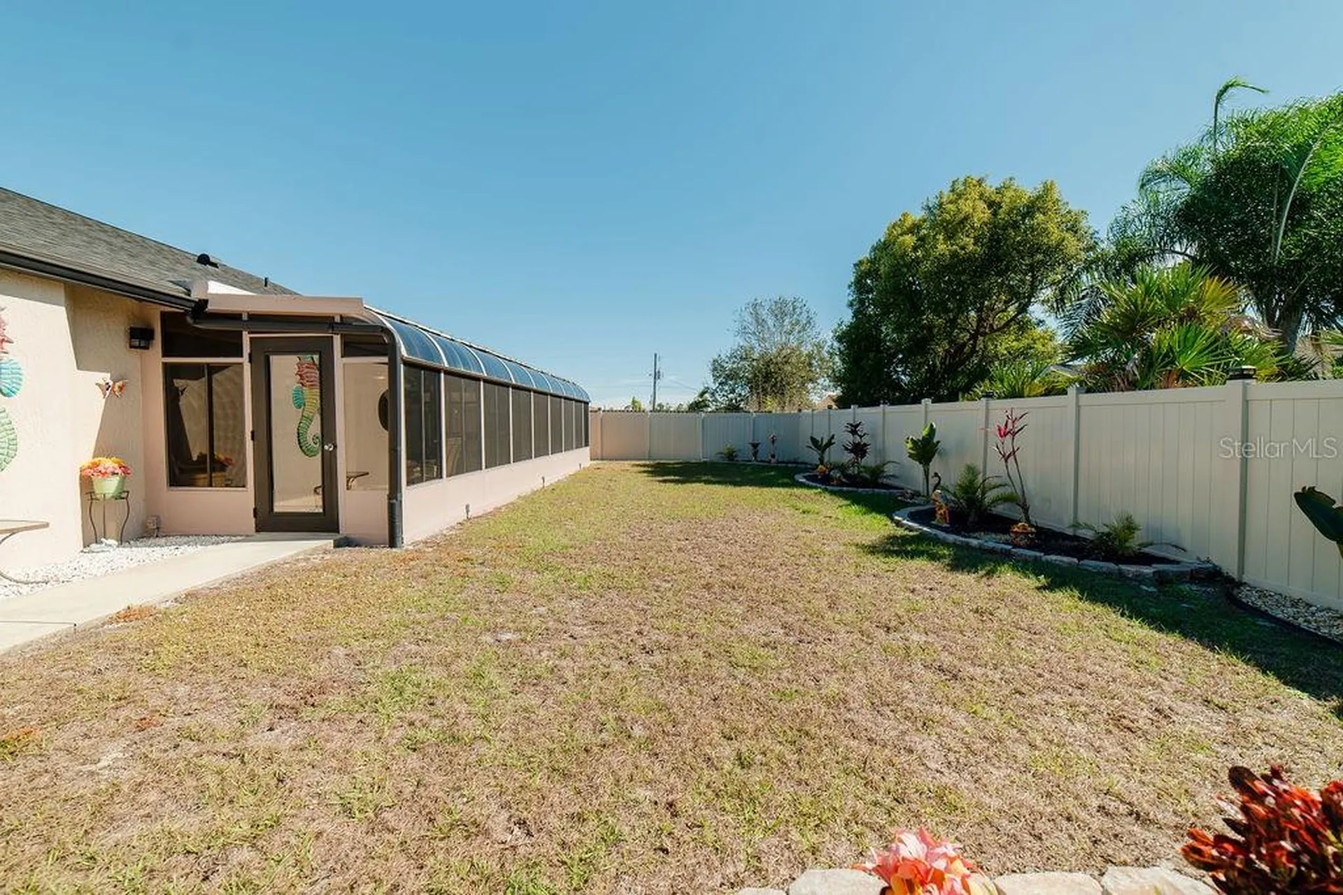 9273 Carnation Avenue Englewood FL 34224