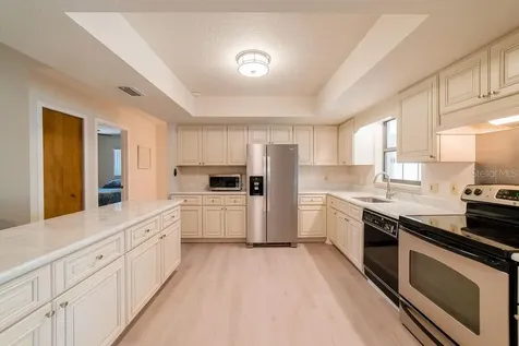 9273 Carnation Avenue Englewood FL 34224