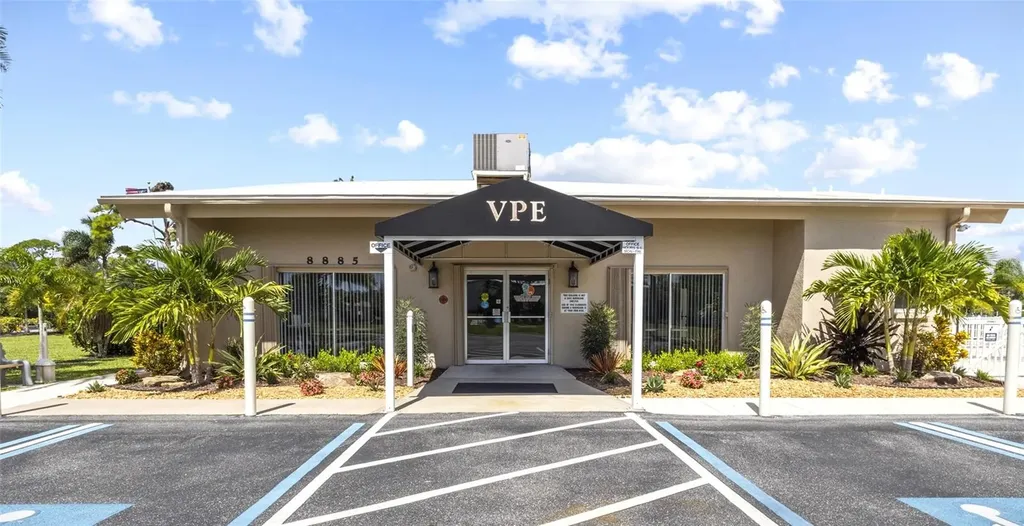 2235 Palazza Drive Sarasota FL 34238