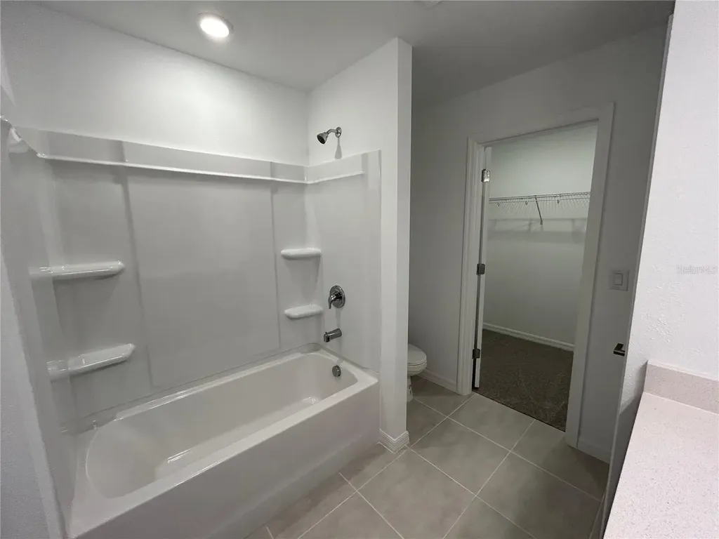 6156 Whetstone Court Palmetto FL 34221