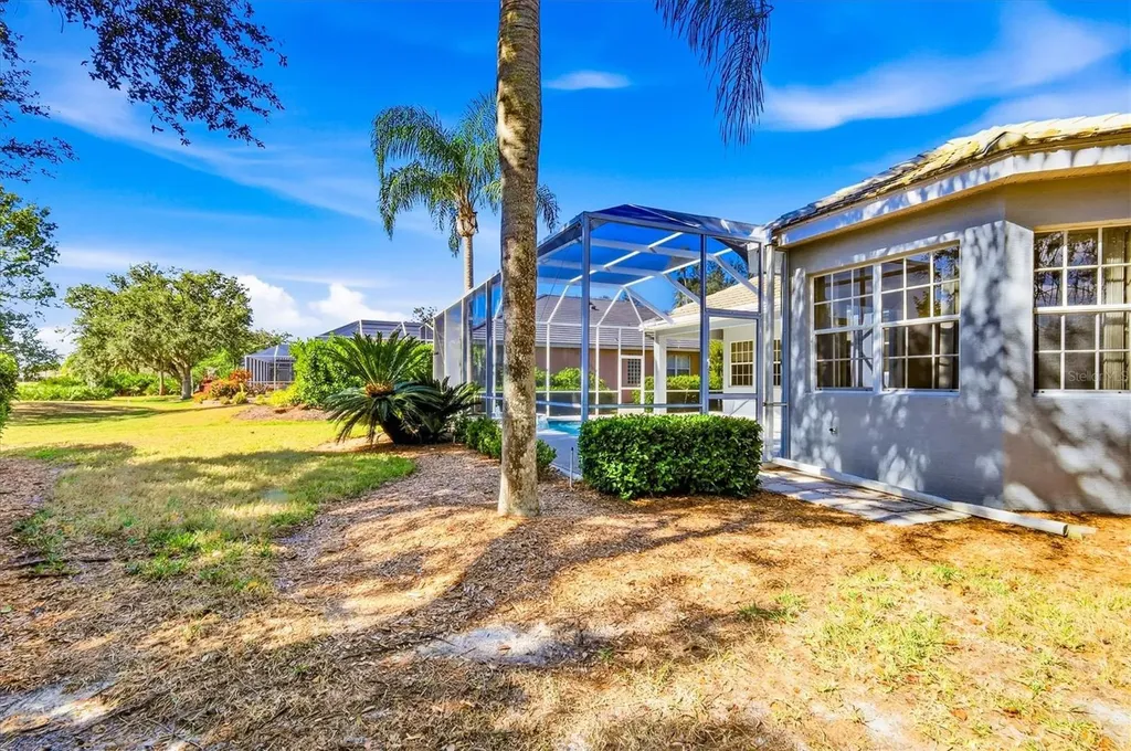 7340 Saint Georges Way University Park FL 34201