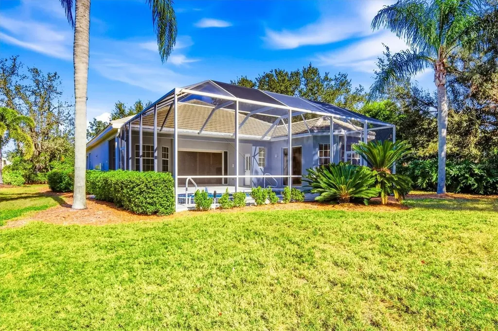 7340 Saint Georges Way University Park FL 34201