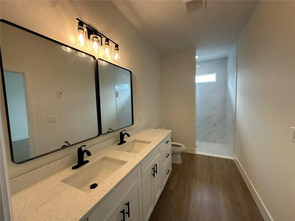 1323 E Derby Drive Dunnellon FL 34434