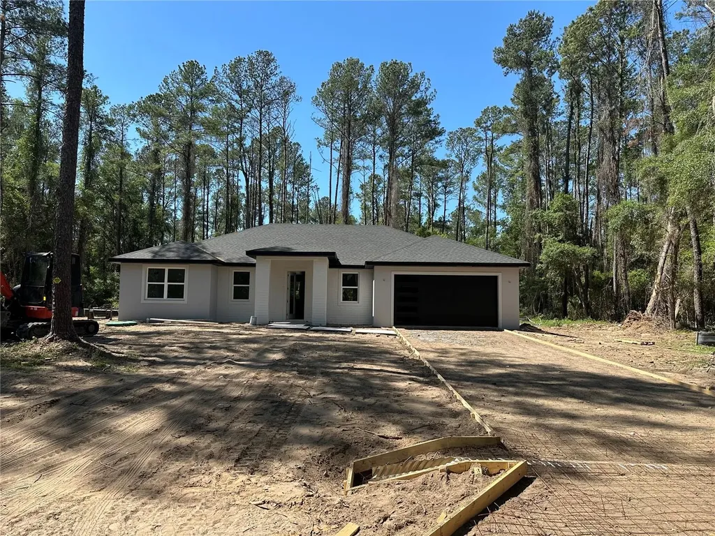 1323 E Derby Drive Dunnellon FL 34434