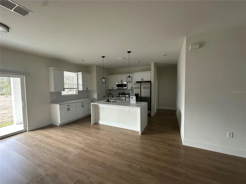 1323 E Derby Drive Dunnellon FL 34434