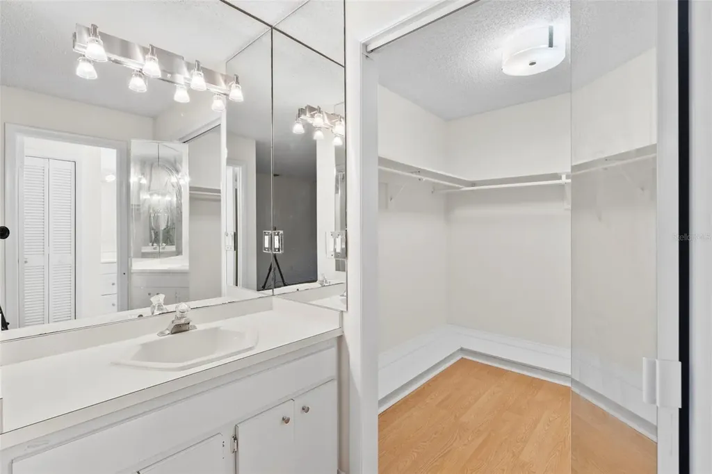 100 Hidden Oak Drive Longwood FL 32779