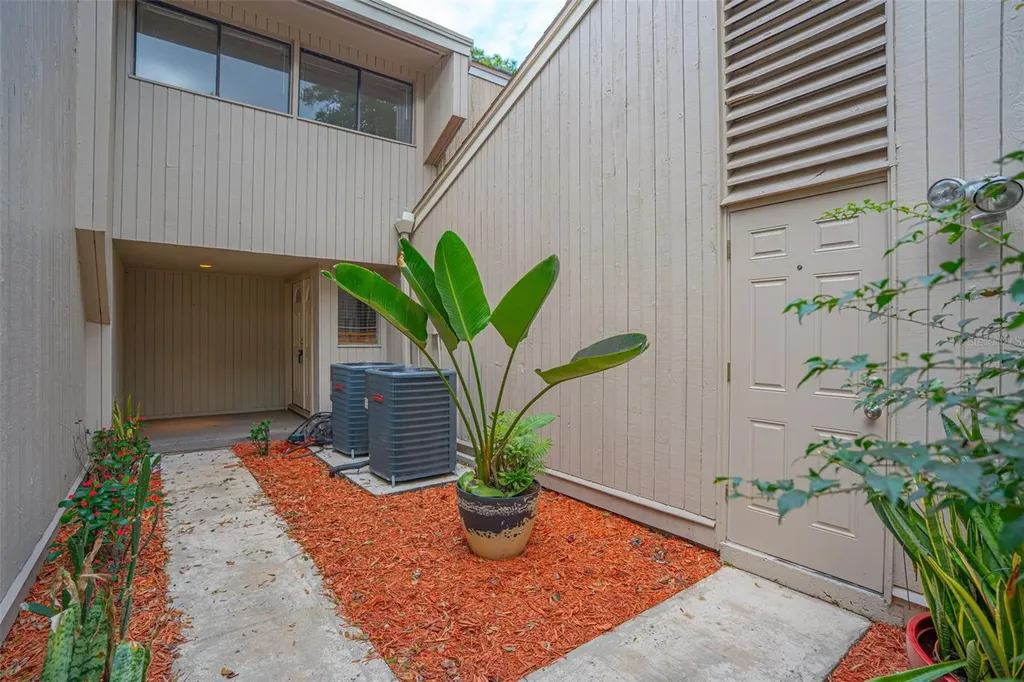 100 Hidden Oak Drive Longwood FL 32779
