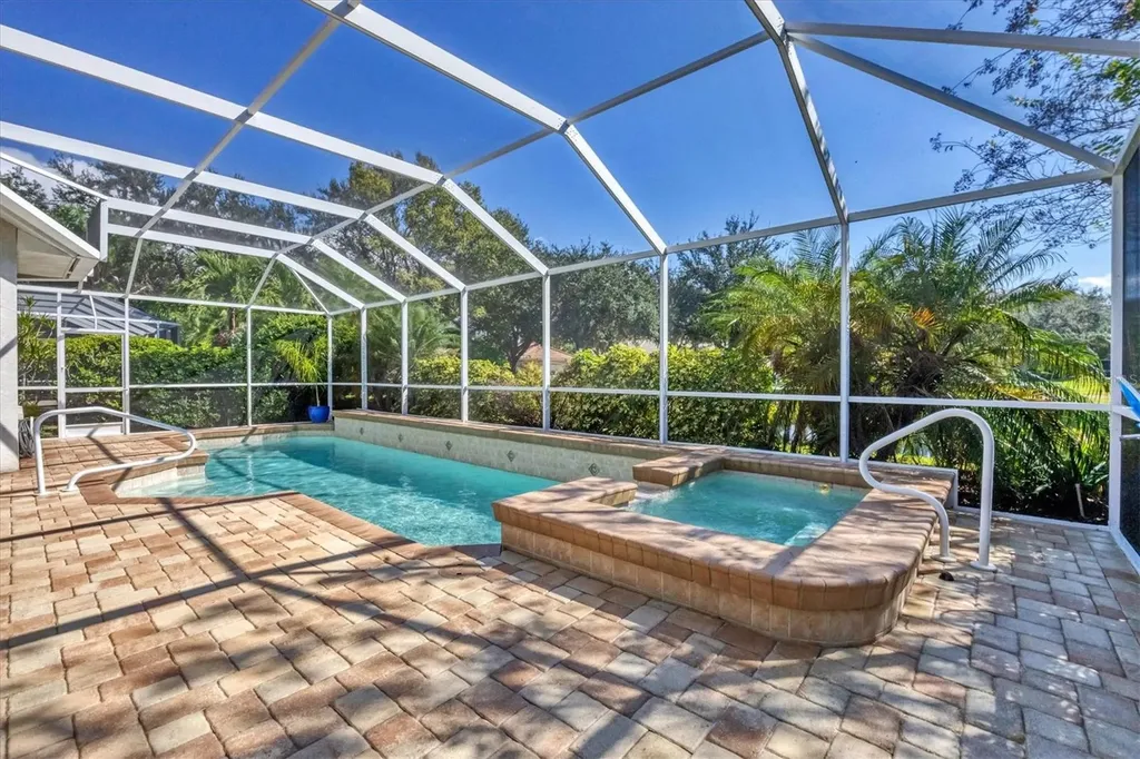 4375 Mirabella Circle Bradenton FL 34210