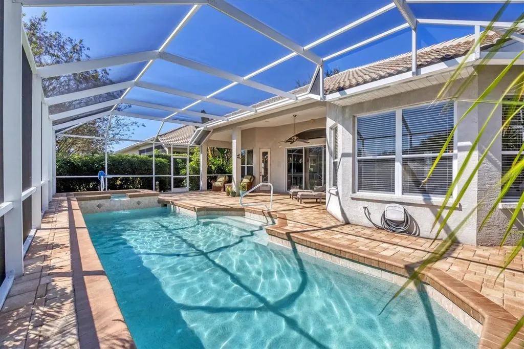 4375 Mirabella Circle Bradenton FL 34210