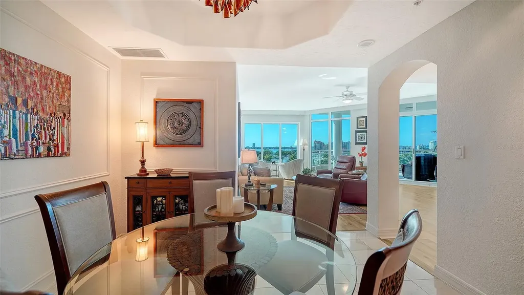 340 S Palm Avenue Sarasota FL 34236