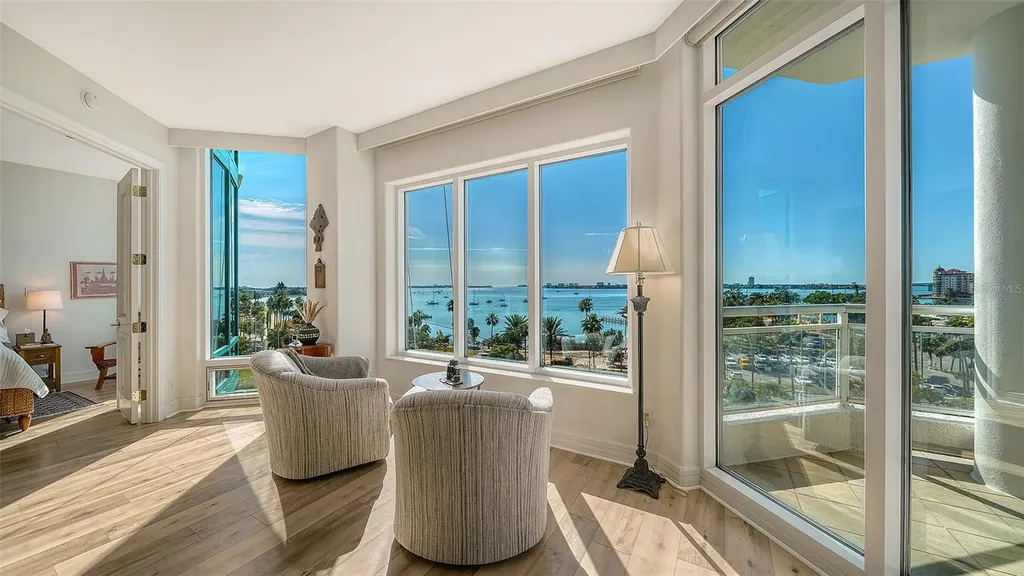 340 S Palm Avenue Sarasota FL 34236