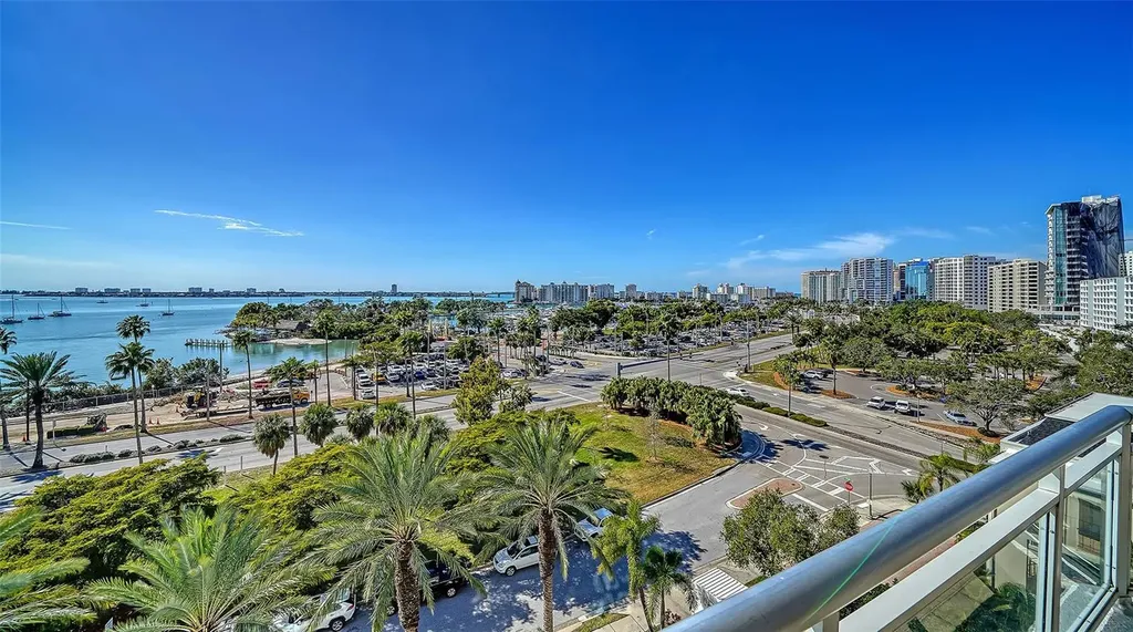 340 S Palm Avenue Sarasota FL 34236