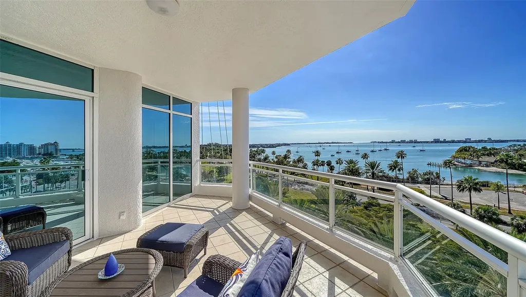 340 S Palm Avenue Sarasota FL 34236