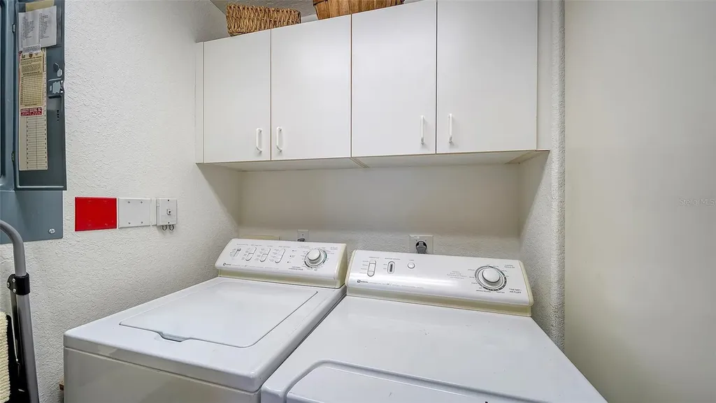 340 S Palm Avenue Sarasota FL 34236