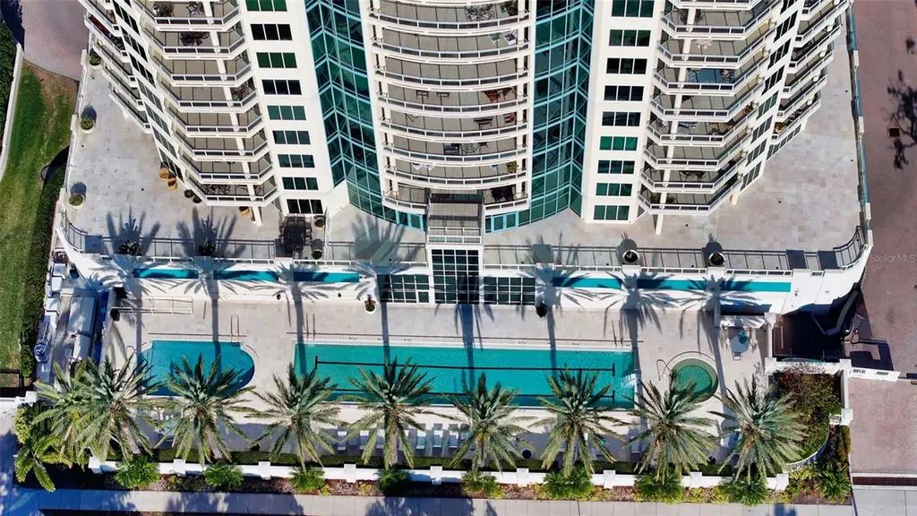 340 S Palm Avenue Sarasota FL 34236
