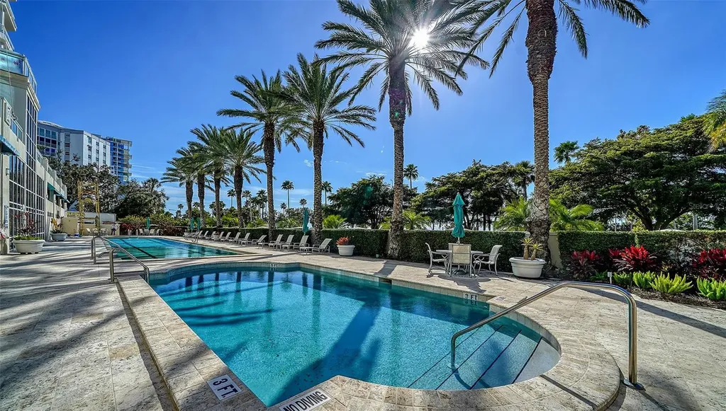 340 S Palm Avenue Sarasota FL 34236