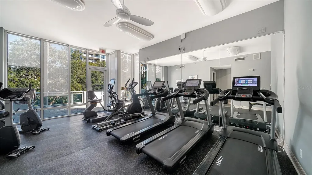 340 S Palm Avenue Sarasota FL 34236