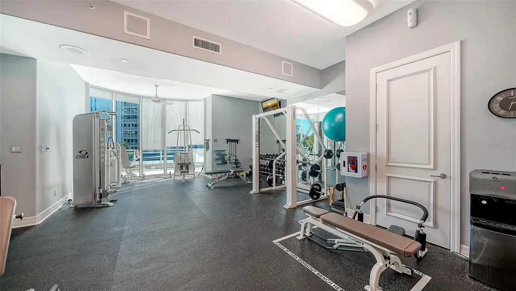 340 S Palm Avenue Sarasota FL 34236